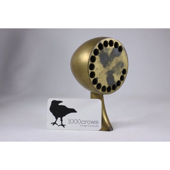 Vintage brass flower frog, decorative metal mystery item, antique telephone horn - Picture 5 of 10